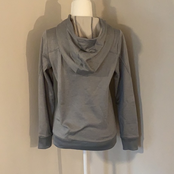 NWT Under Armour 100% polyester hoodie size S - Picture 4 of 10